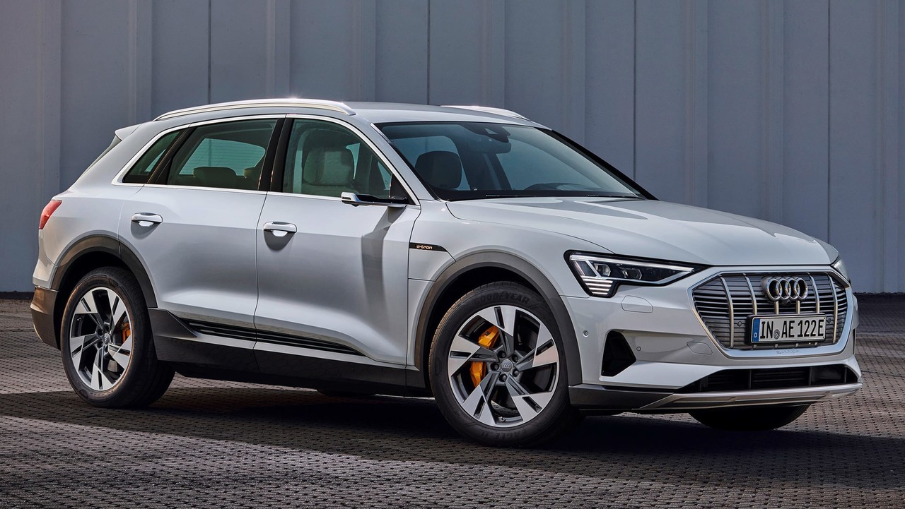 아우디 e-트론 50 콰트로, e-트론 스포트백 50 콰트로 출시 < 뉴스 < 기사본문 - 모터플렉스 MOTORPLEX