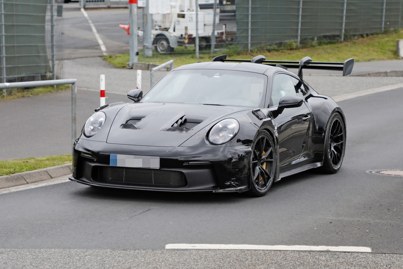 포르쉐 911 Gt3 Rs 포착. 내년 상반기 출시 예정