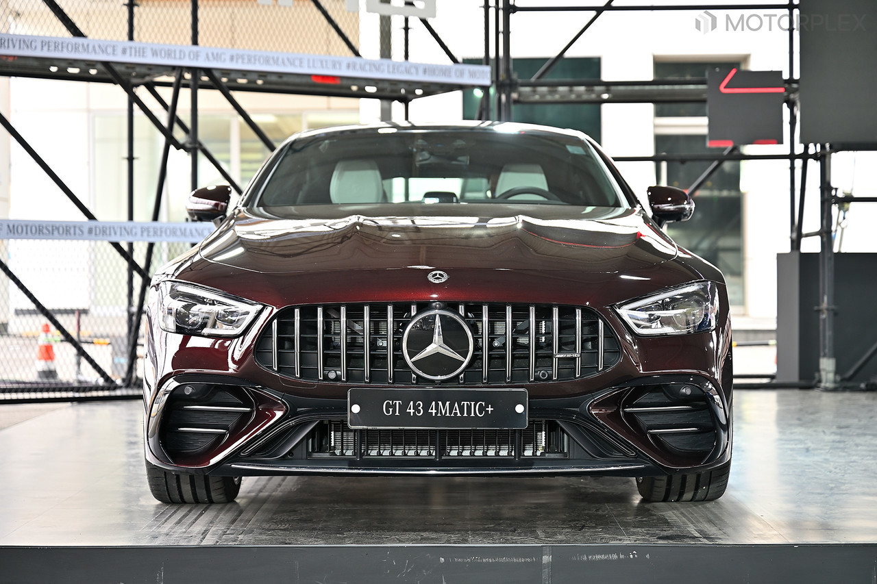 [간단시승] 스포츠카가 되고픈 럭셔리카, AMG GT 43 & AMG CLS 53 < 시승기 < 기사본문 - 모터플렉스 MOTORPLEX [간단시승] 스포츠카가... 