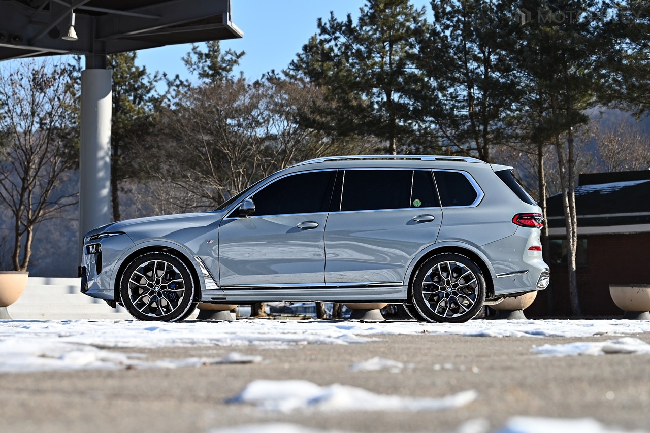 Bmw x7 40d характеристики