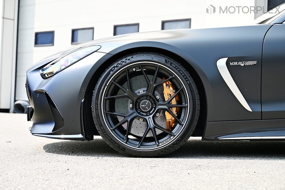 메르세데스-AMG GT 55 4매틱+