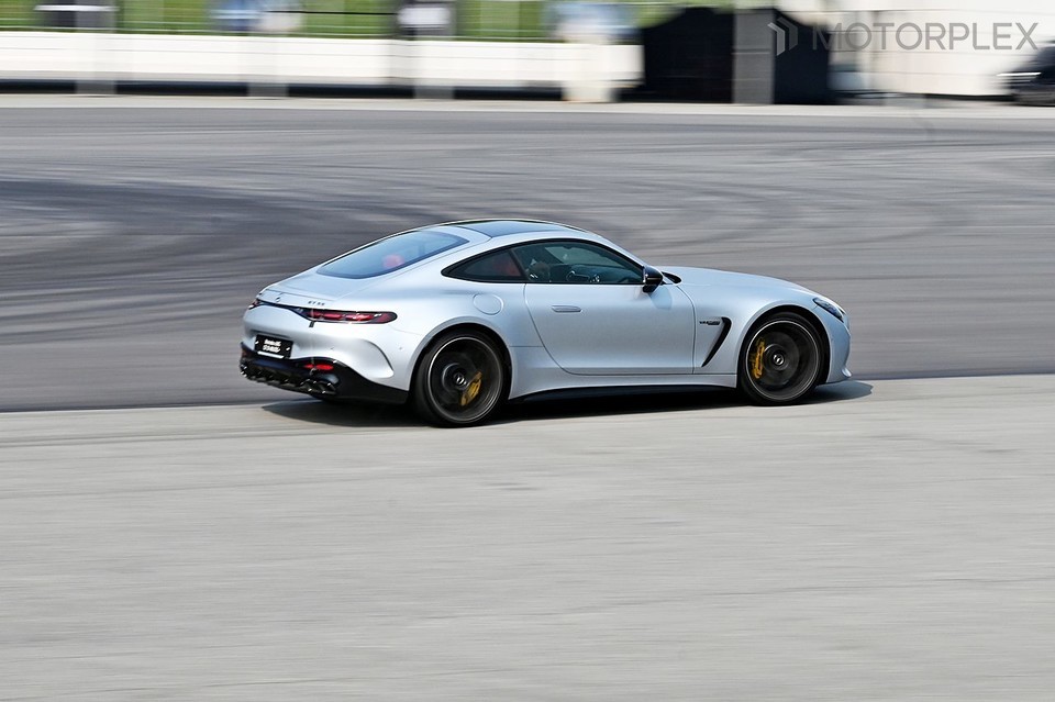 메르세데스-AMG GT 55 4매틱+