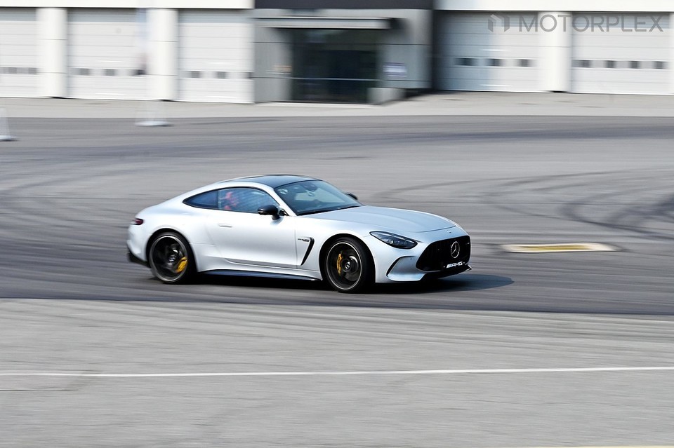 메르세데스-AMG GT 55 4매틱+