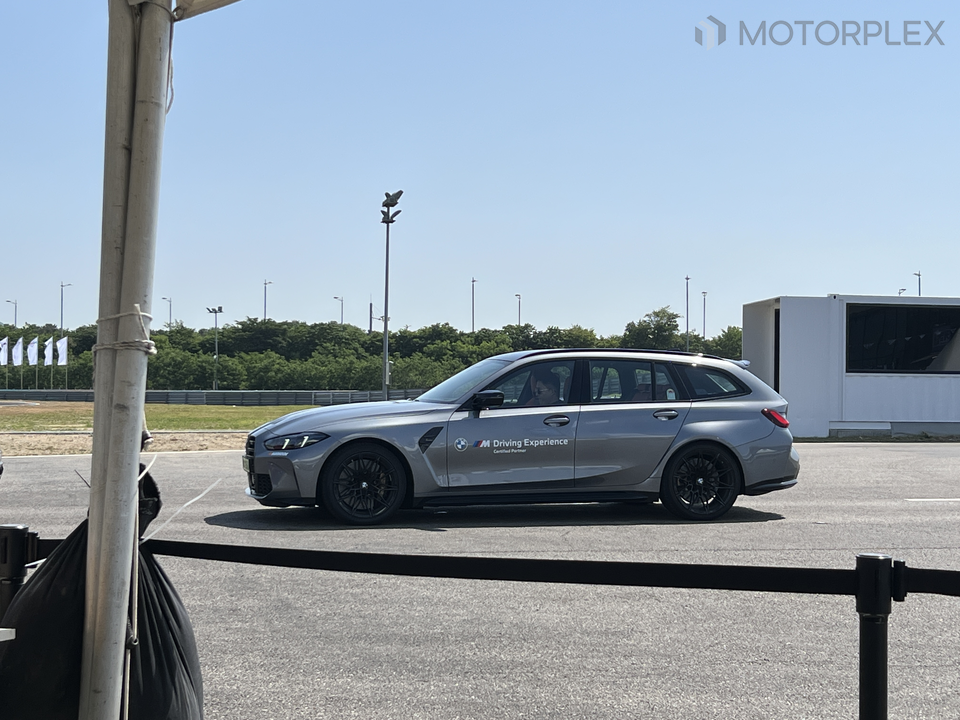 BMW M3 투어링