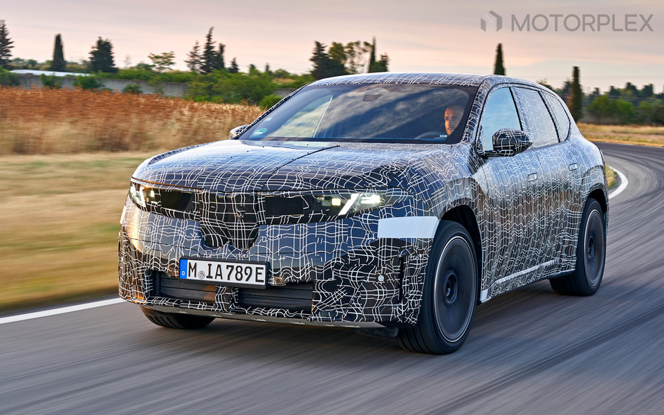 BMW iX3, 시제차