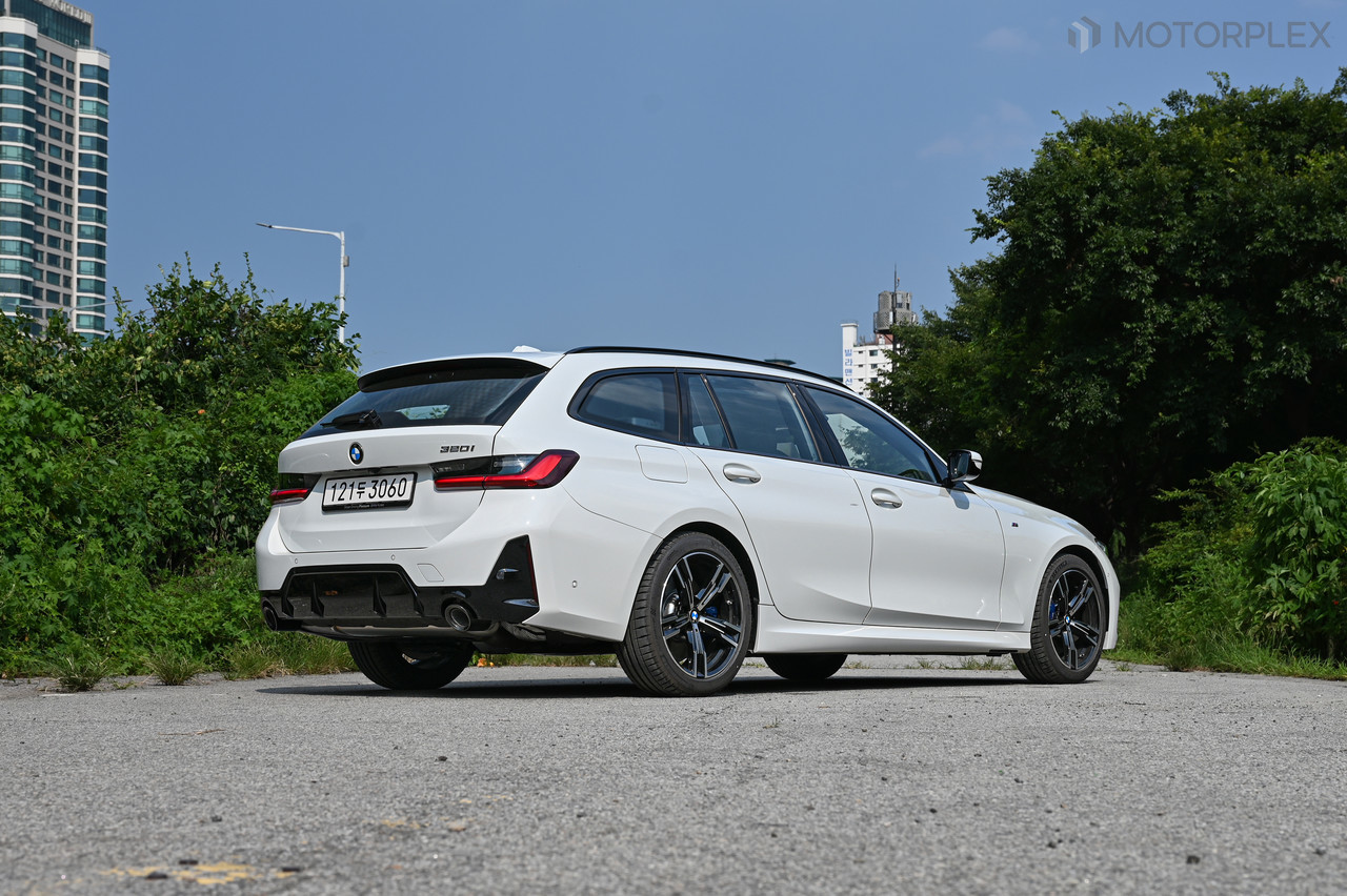 BMW 320i 투어링 MSP