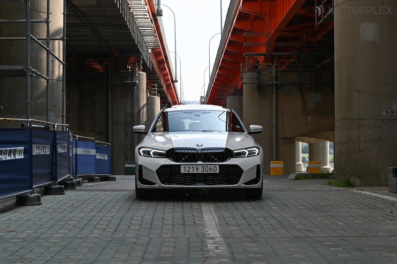 BMW 320i 투어링 MSP