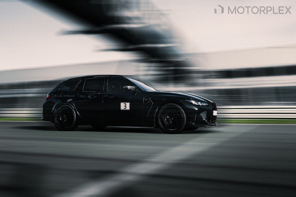 BMW M3 CS 투어링