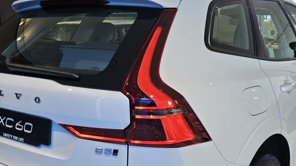 볼보 XC60