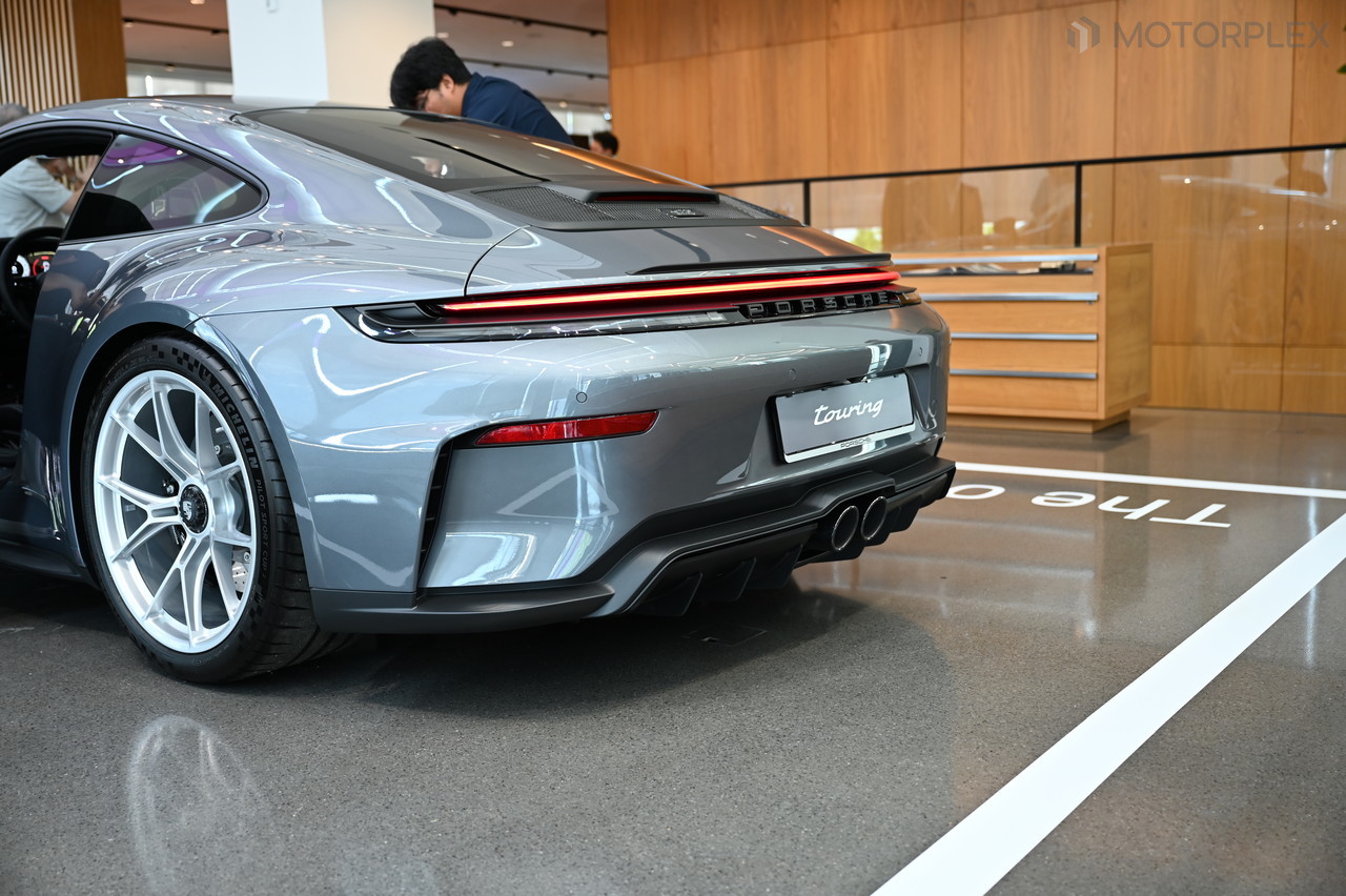포르쉐 911 GT3 투어링 패키지