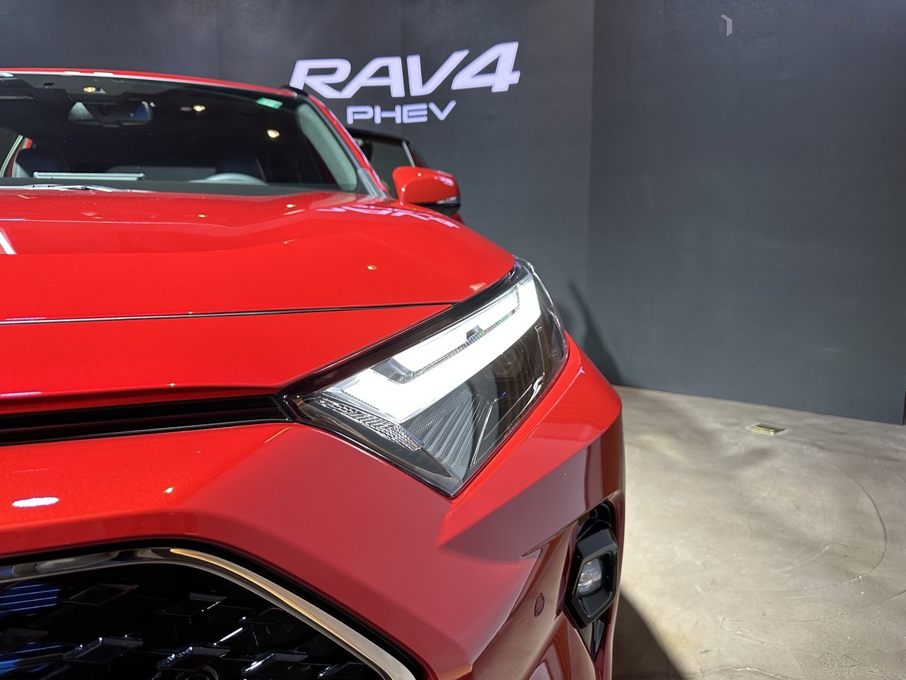 토요타 라브4 PHEV